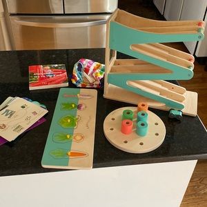 The Pioneer Play Lovevery Set-80% complete